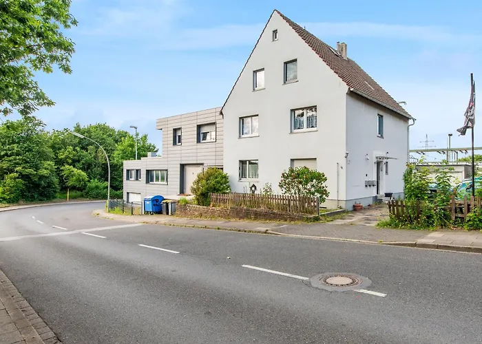 Velbert, Gute Lage, Ideal Fuer Geschaeftsleute, Monteure, Messegaeste, 3 Schlafzimmer, Smarttv Appartamento